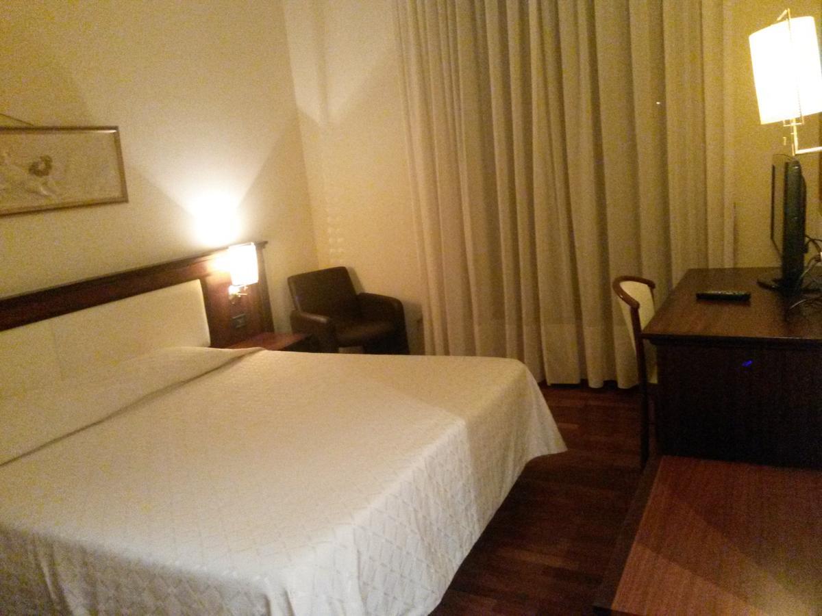 Park Hotel Casalmoro Luaran gambar